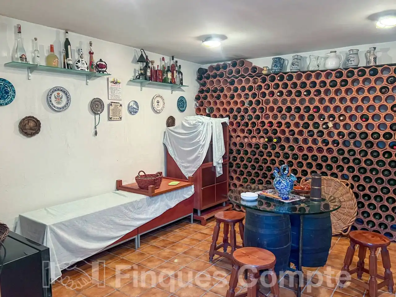 Houses for sale in Calle Montblanc, Roda de Berà