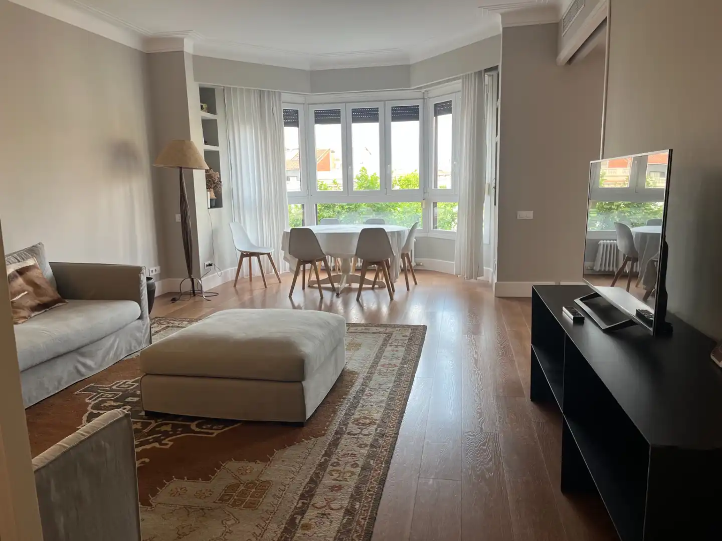 Sala de estar de Piso de alquiler en Barcelona con Aire acondicionado, Calefacción y Parquet