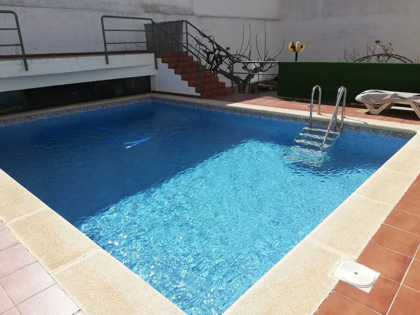 Piscina de Casa o xalet en venda en Almansa amb Calefacció