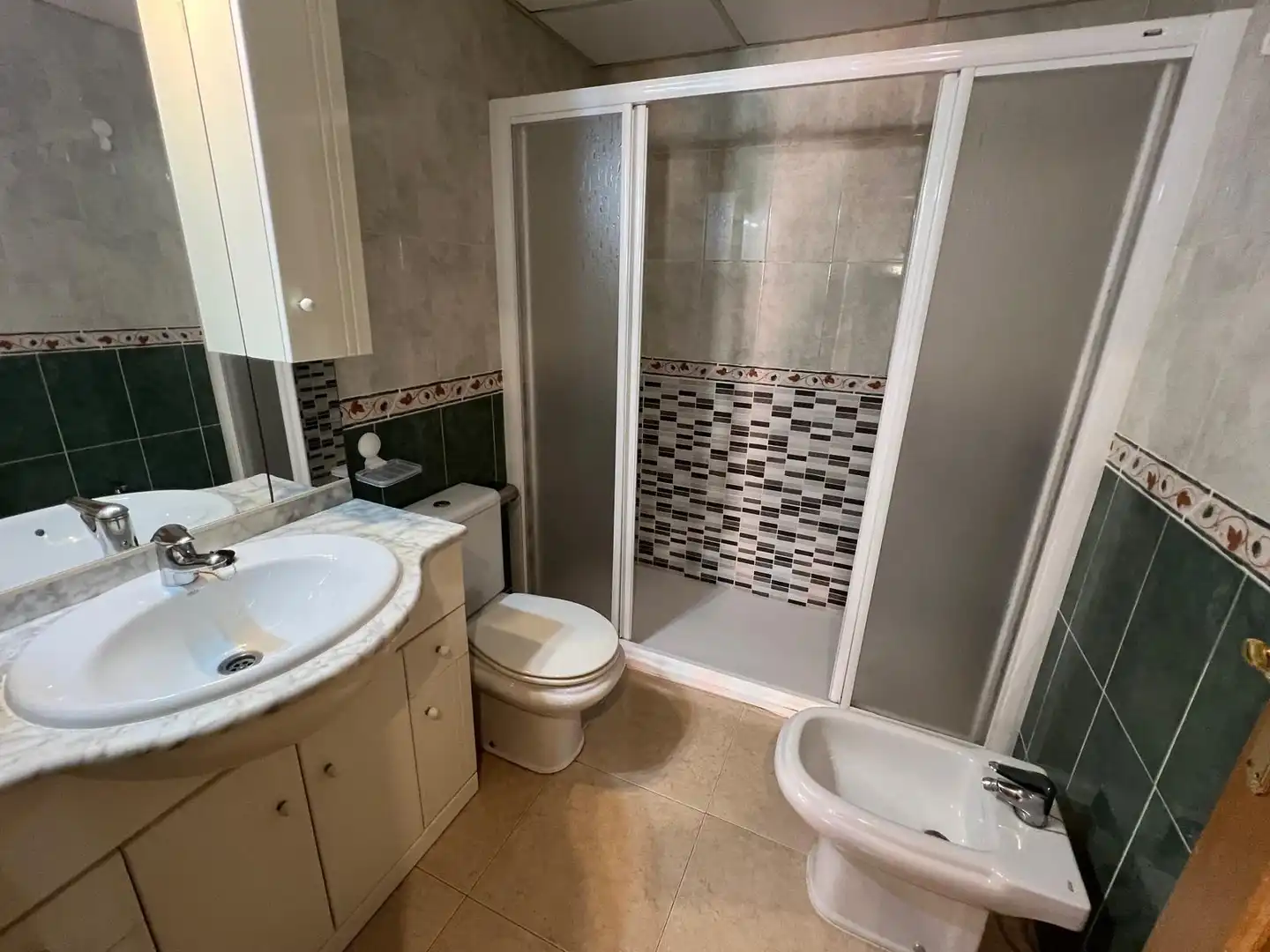 Piso con terraza en venta en Casco Antiguo, imagen 3