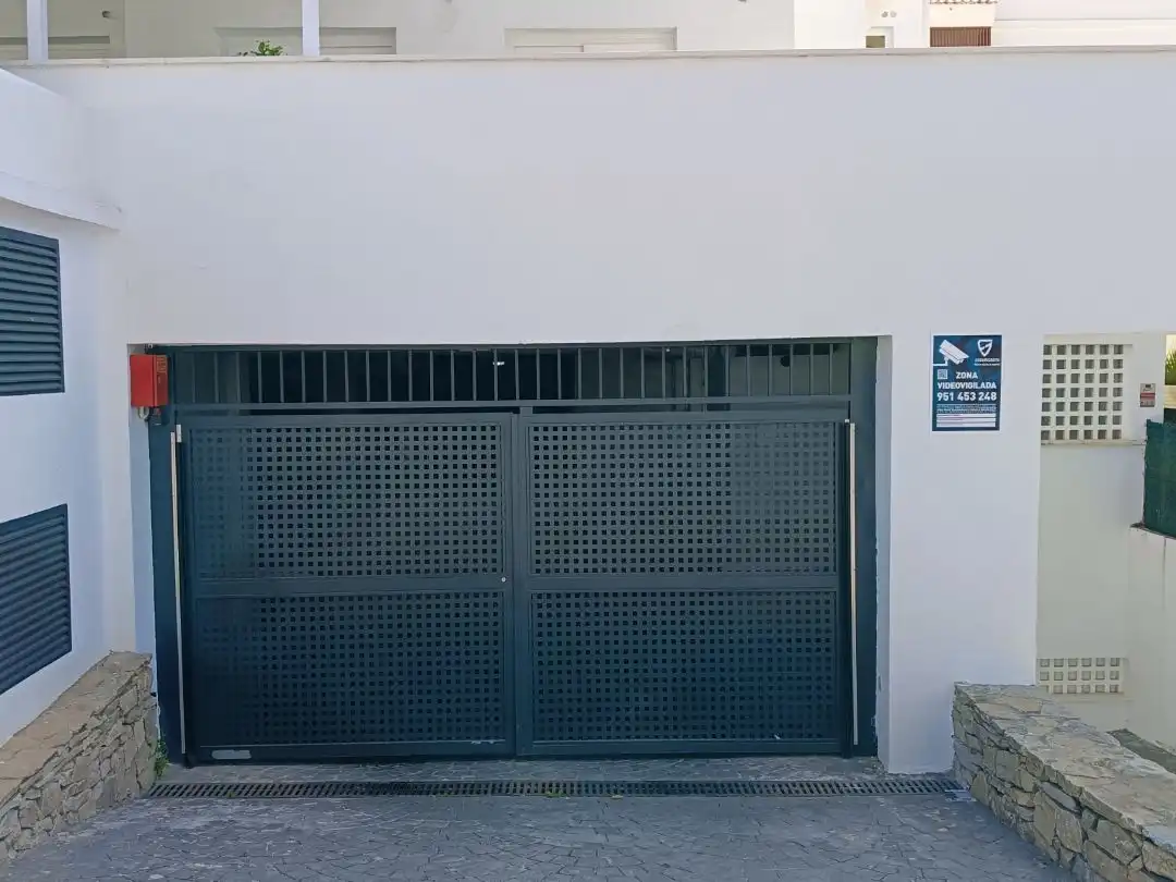 Außenansicht von Lagerraum zur Miete in Fuengirola