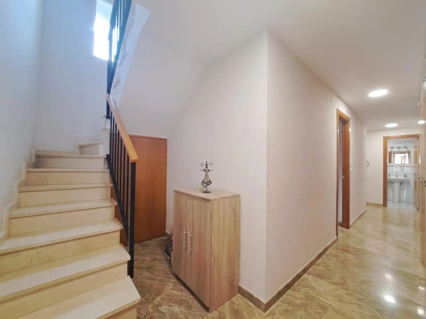 Attic for sale in Requena  with Air Conditioner, Heating and Terrace