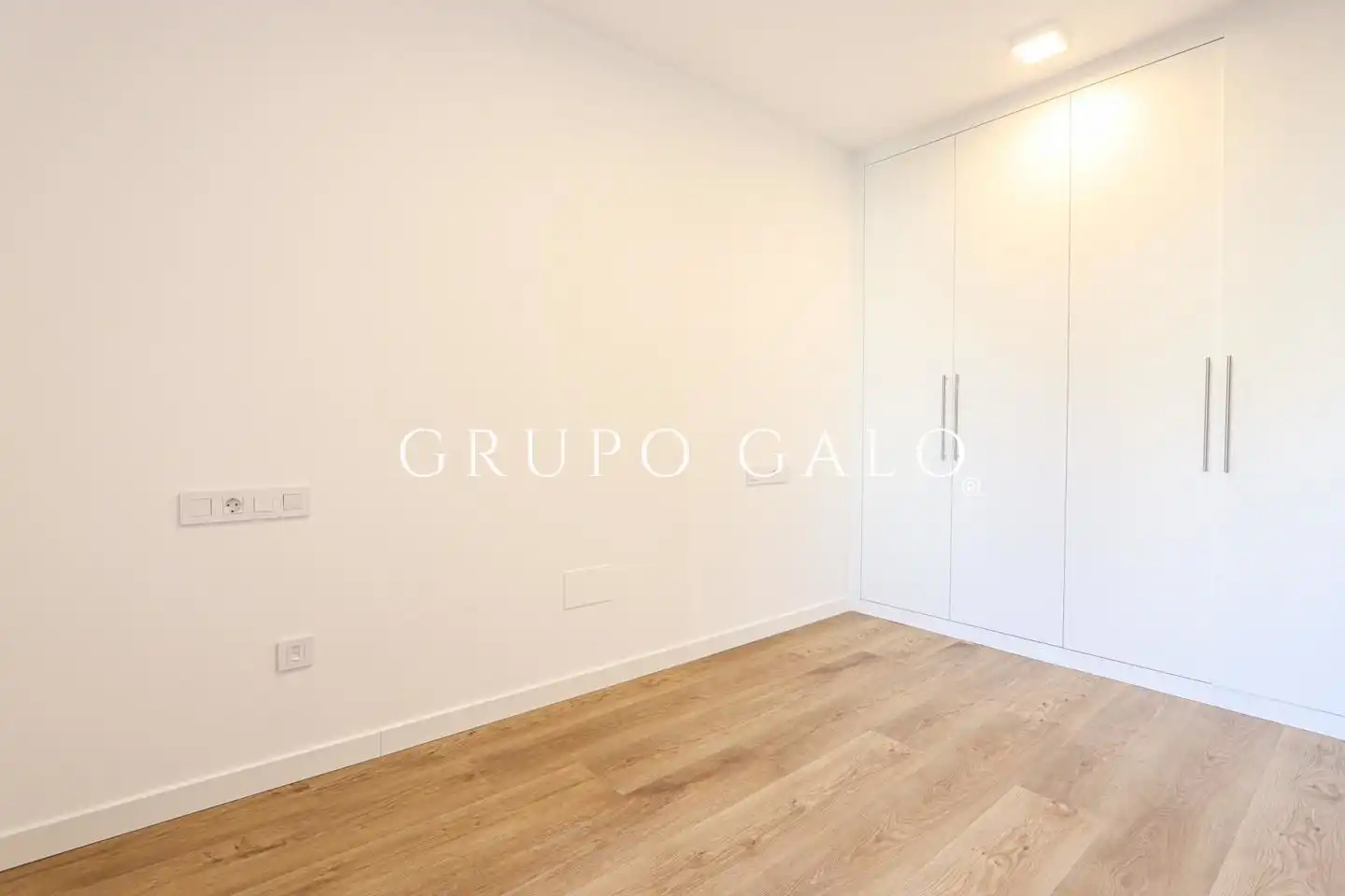 Wohnung zur Miete in Rúa de Bolivia, Plaza España - Corte Inglés