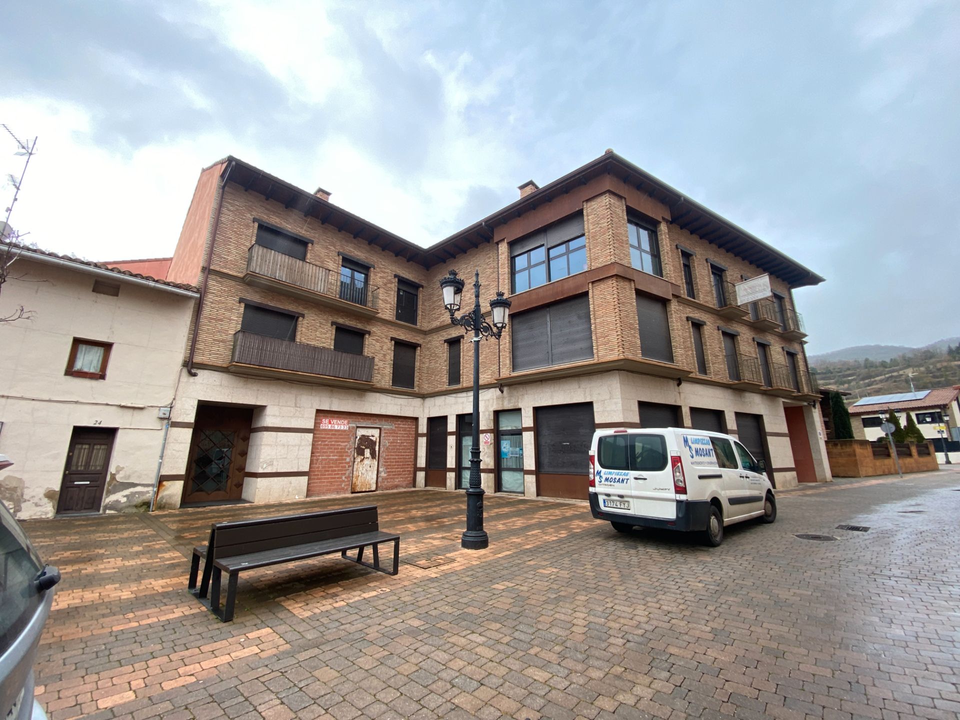 Vista exterior de Dúplex en venda en Santurde de Rioja