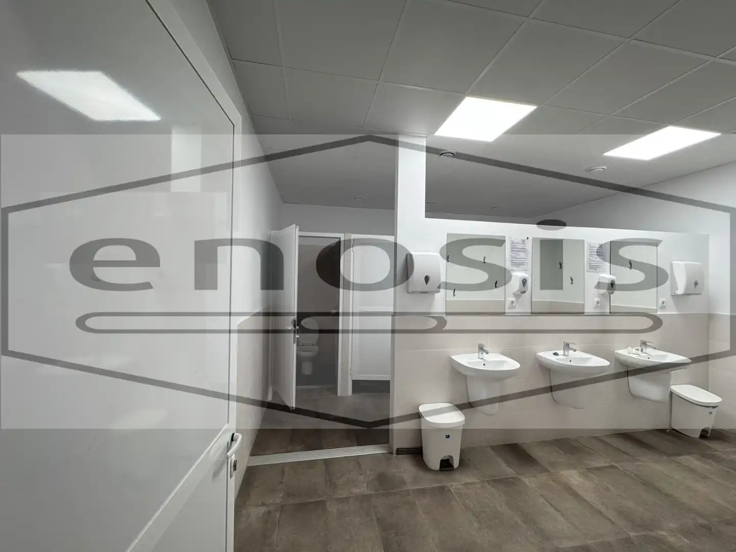 Baño de Nave industrial de alquiler en Torre-Pacheco