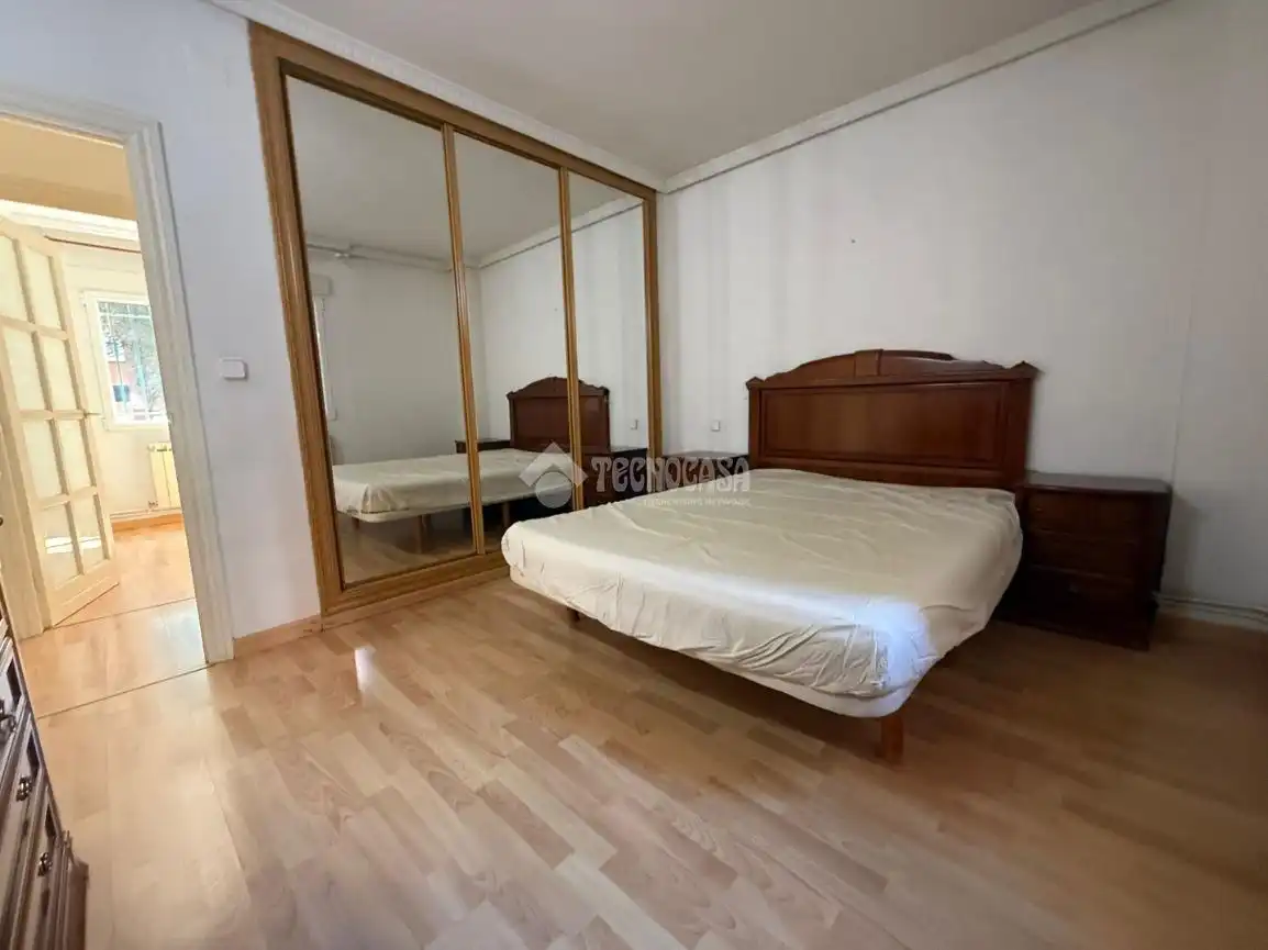 Bedroom of Flat for sale in Alcalá de Henares  with Heating