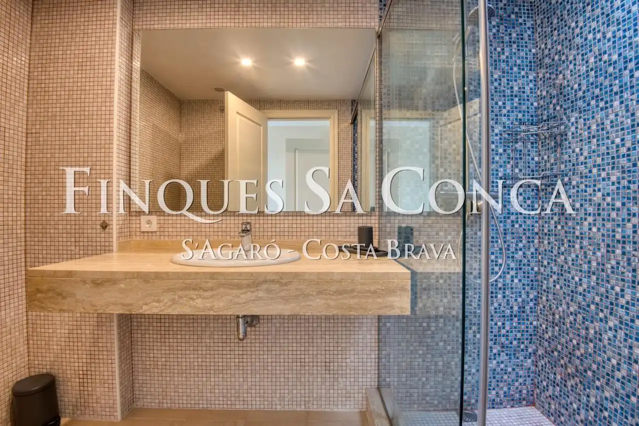 Bany de Casa o xalet en venda en Sant Feliu de Guíxols amb Aire condicionat, Calefacció i Parquet