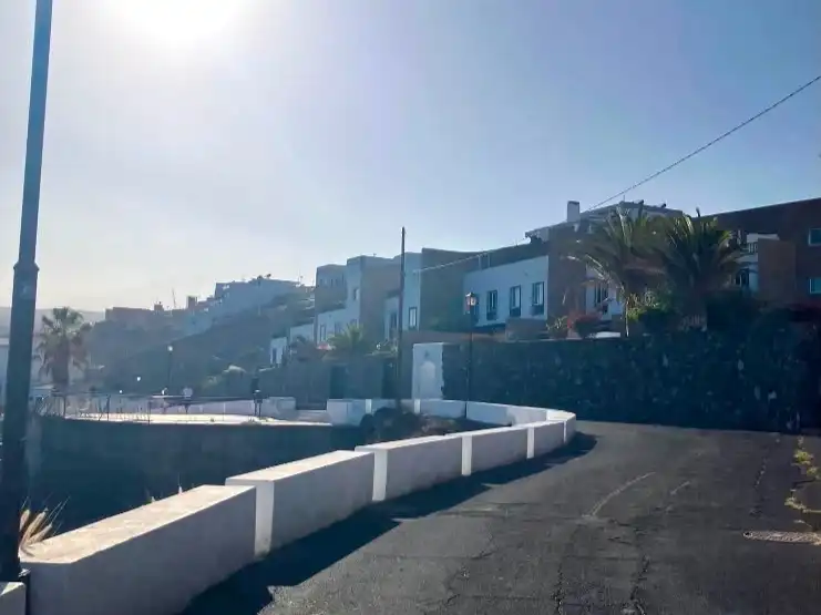 Exterior view of Study for rent in Arico  with Terrace and Balcony