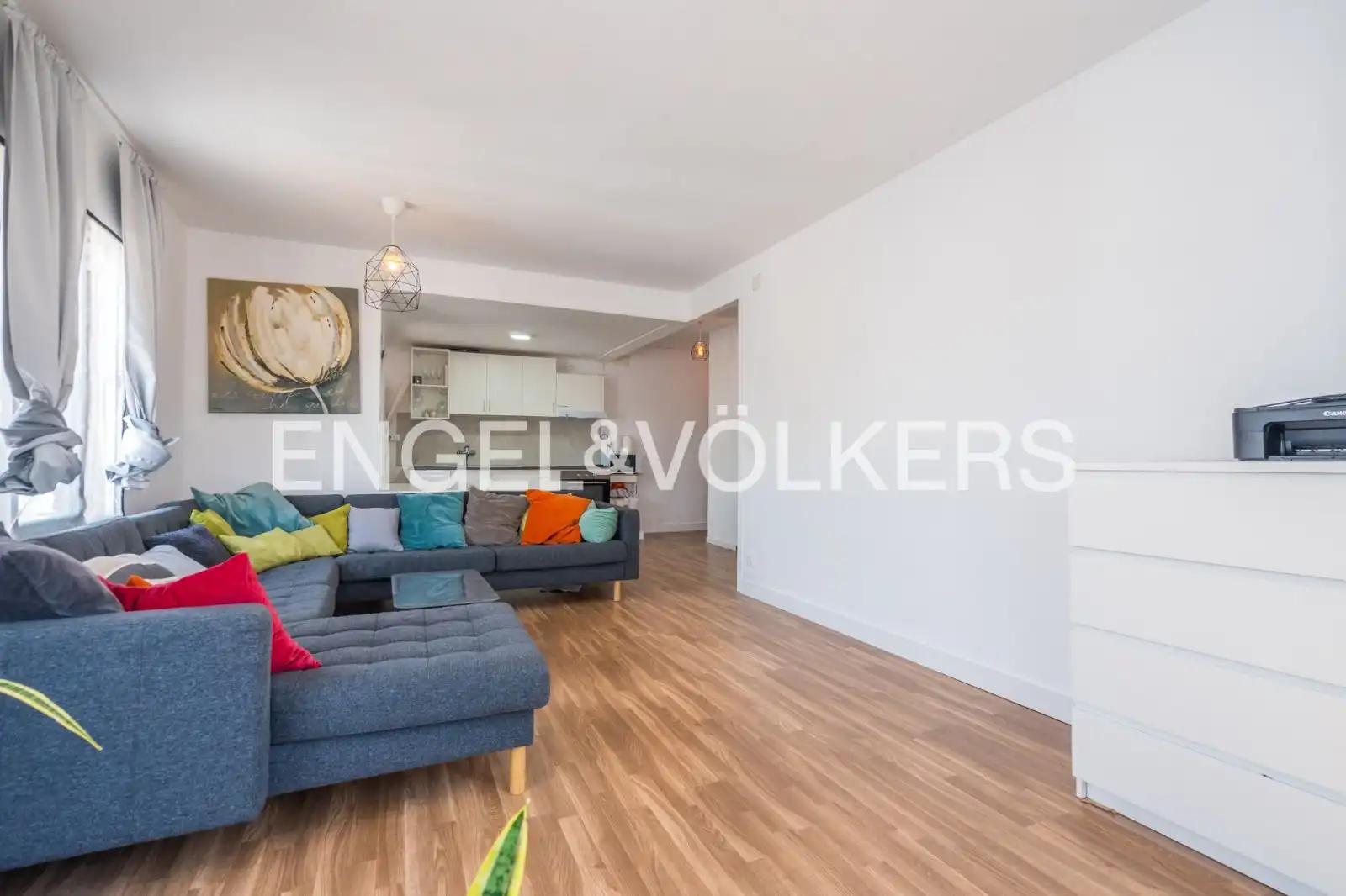 Living room of Flat for rent in Sagunto / Sagunt  with Air Conditioner, Heating and Parquet flooring