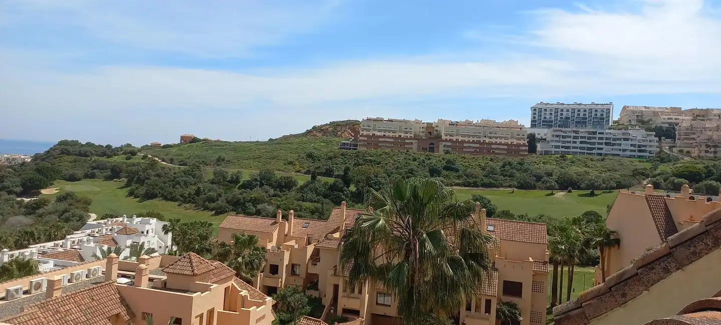 Attic for rent in La Duquesa