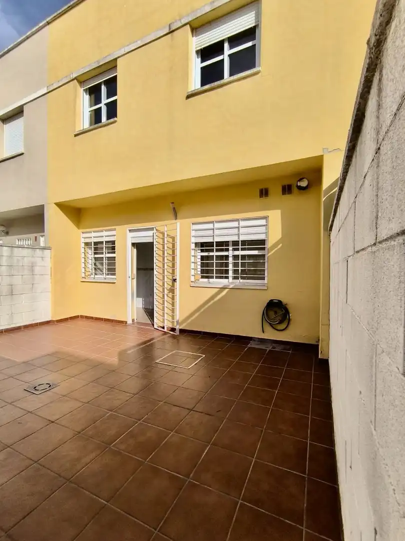 Terraced house for sale in de las Lumbreras