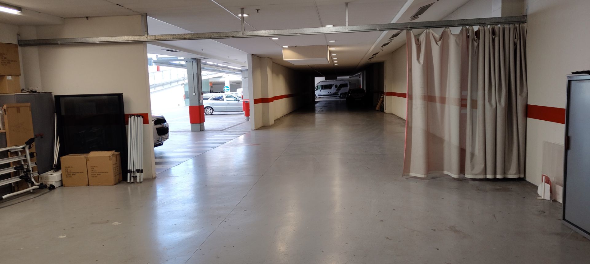 Aparcament de Nau industrial en venda en Galar