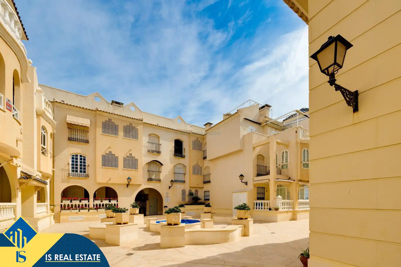 Apartamento con piscina en venta en Playa de los Locos, imagen 36