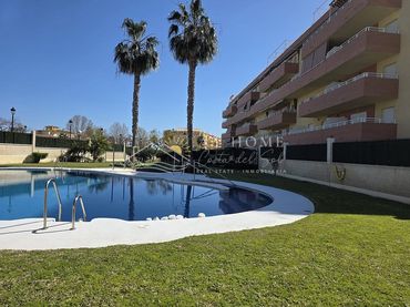 Apartamento con piscina en venta en Algarrobo costa