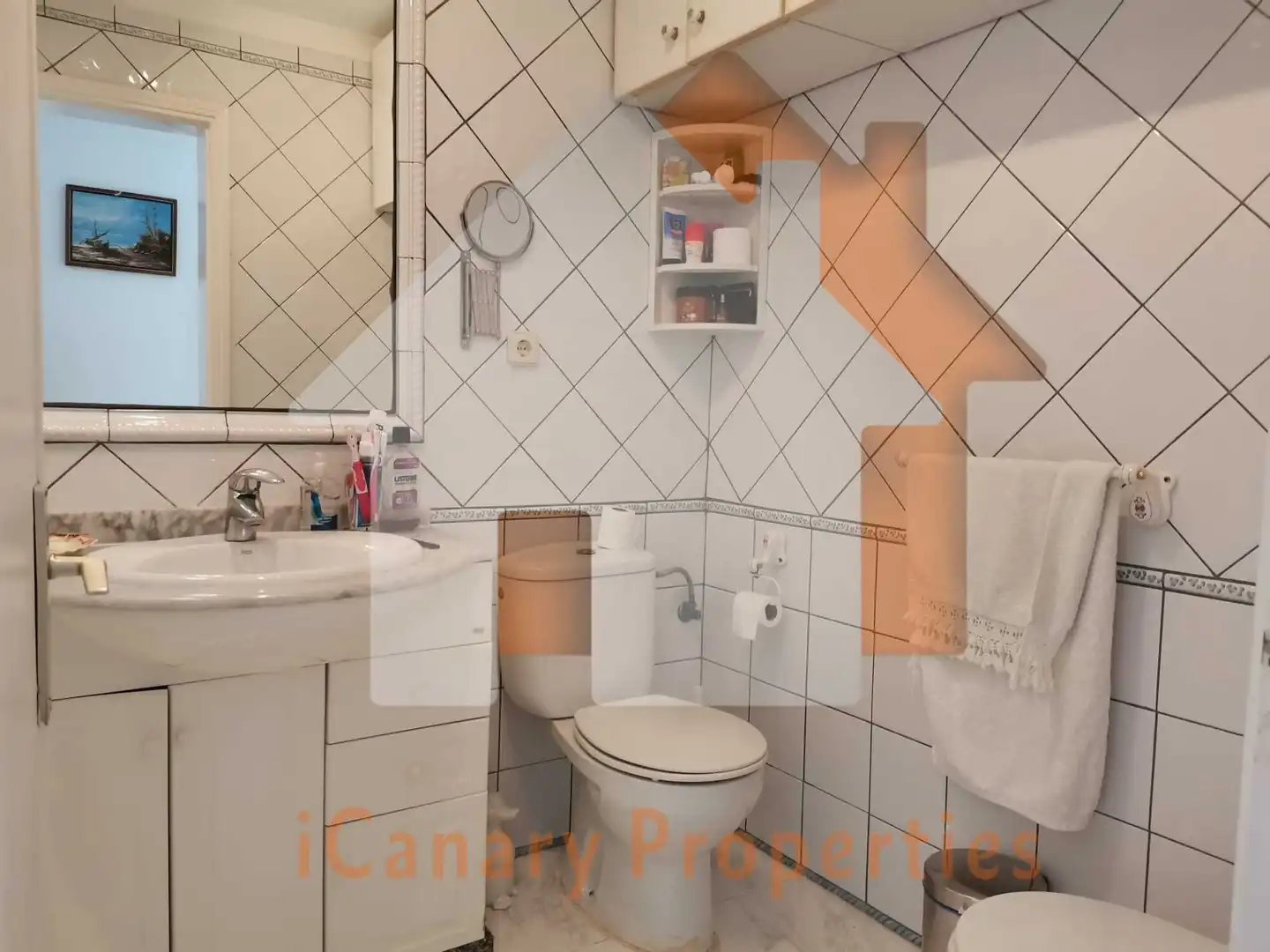 Baño de Casa adosada de alquiler en San Bartolomé de Tirajana con Aire acondicionado, Jardín privado y Terraza