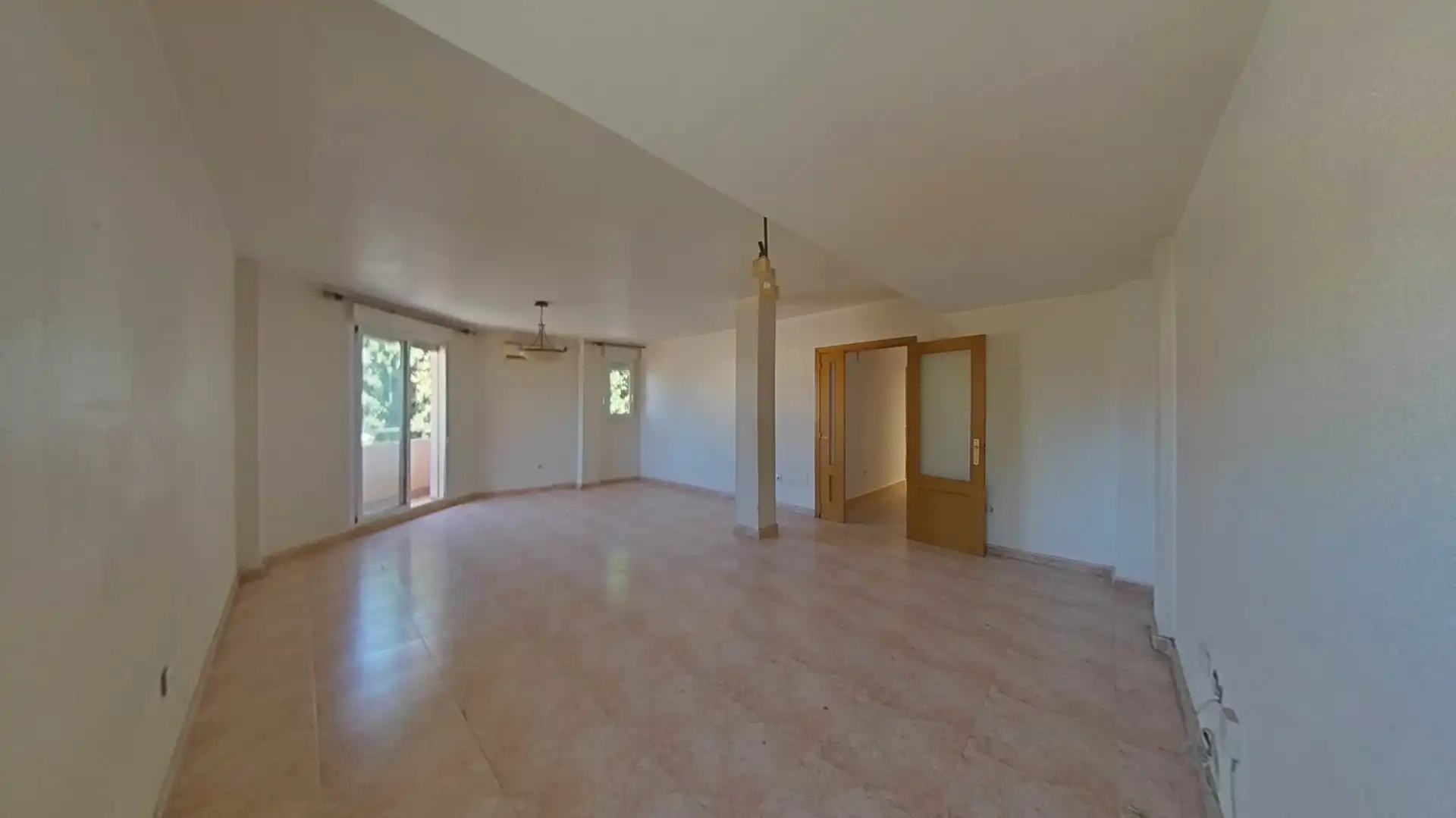 Adosado con terraza en venta en VEGA BAJA, imagen 2