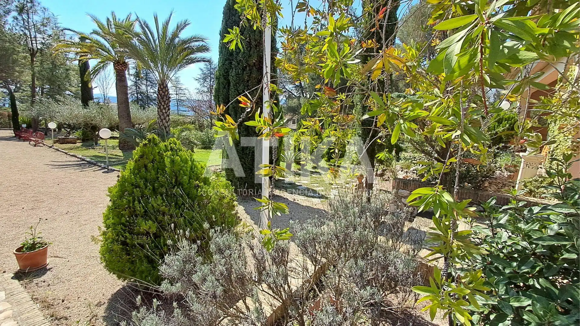 Garden of Houses for rent in Ontinyent  with Heating, Private garden and Furnished