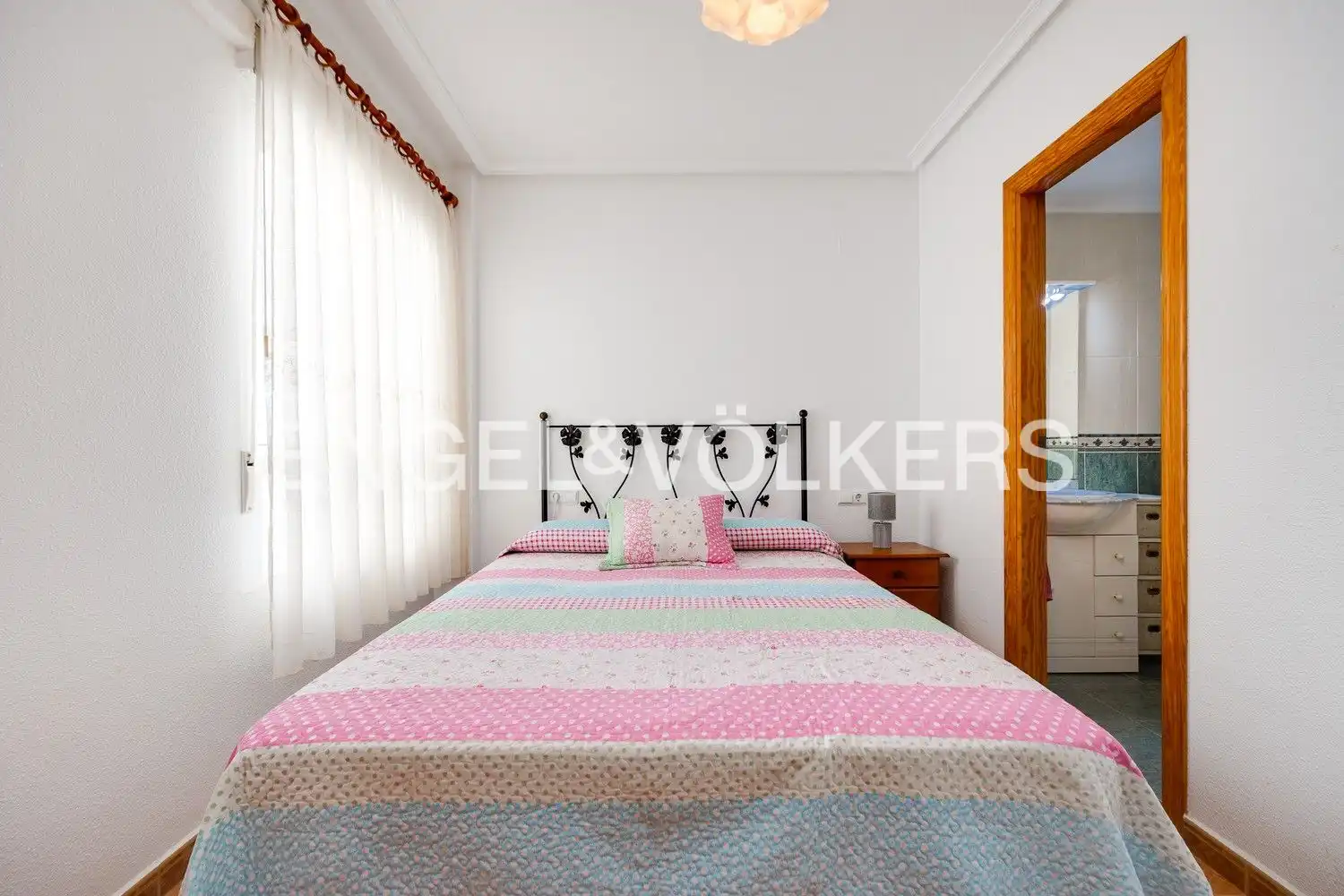 Bedroom of Attic for sale in Guardamar del Segura  with Air Conditioner, Heating and Terrace
