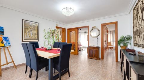 Foto 3 de Piso en venta en Calle José Martínez Ruiz Azorín, 56, Centro - Muelle Pesquero, Torrevieja