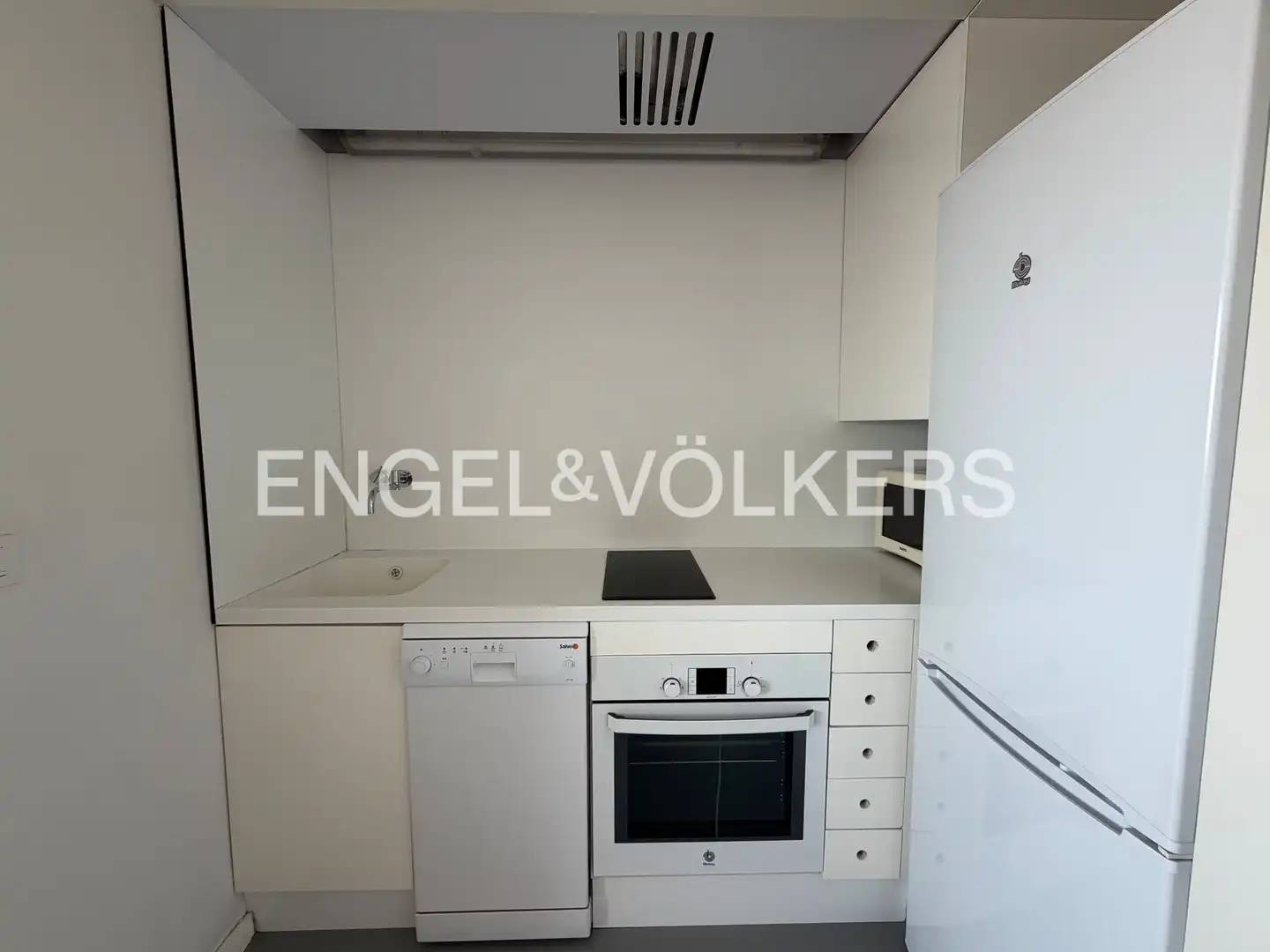 Cocina de Piso de alquiler en Madrid con Aire acondicionado y Calefacción