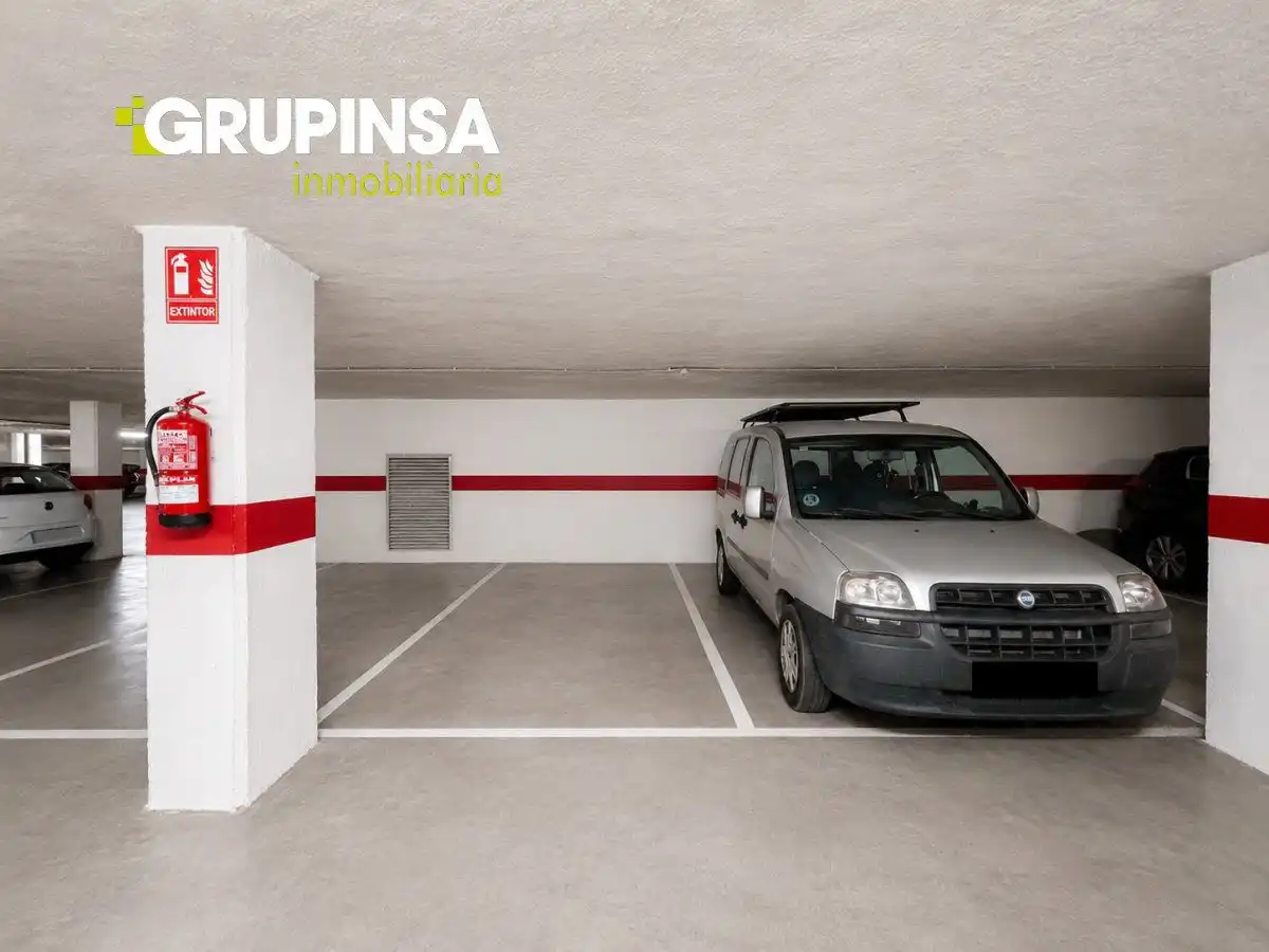 Parking of Flat for sale in Almazora / Almassora  with Air Conditioner and Balcony