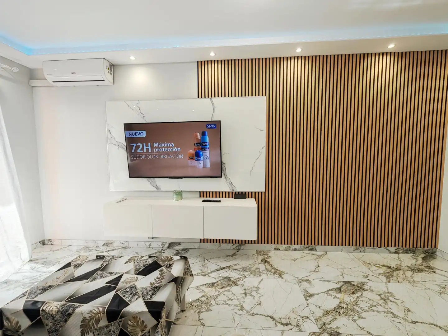 Living room of Ground floor for rent in Mijas  with Air Conditioner, Private garden and Terrace