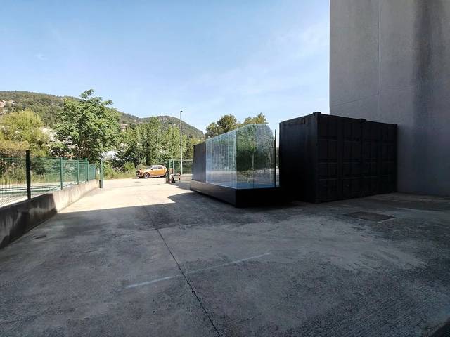 Nave industrial en Venta en Carrer Bages en Vallirana