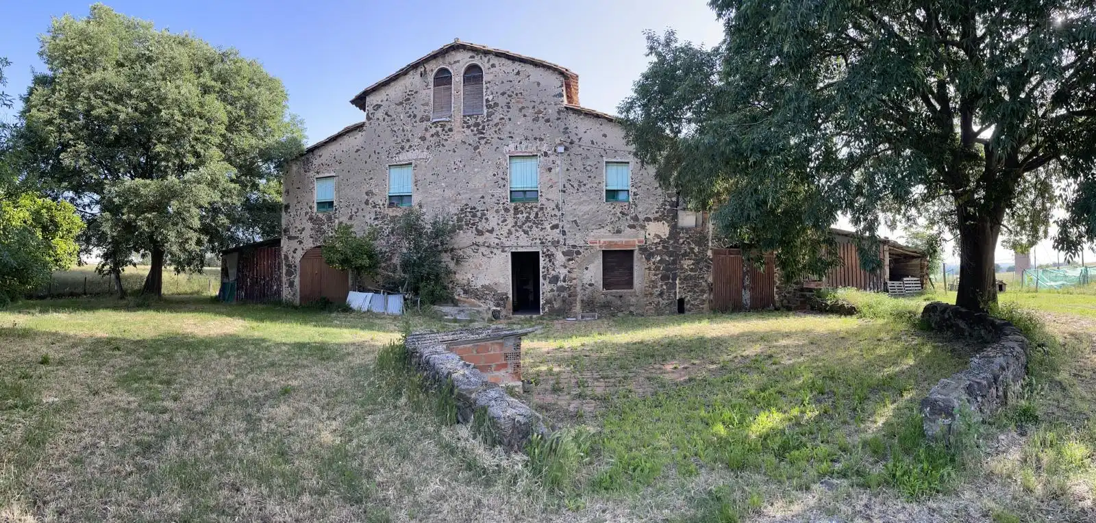 Casa rustica con giardino in vendita a Sant Jaume de Llierca, imagen 2