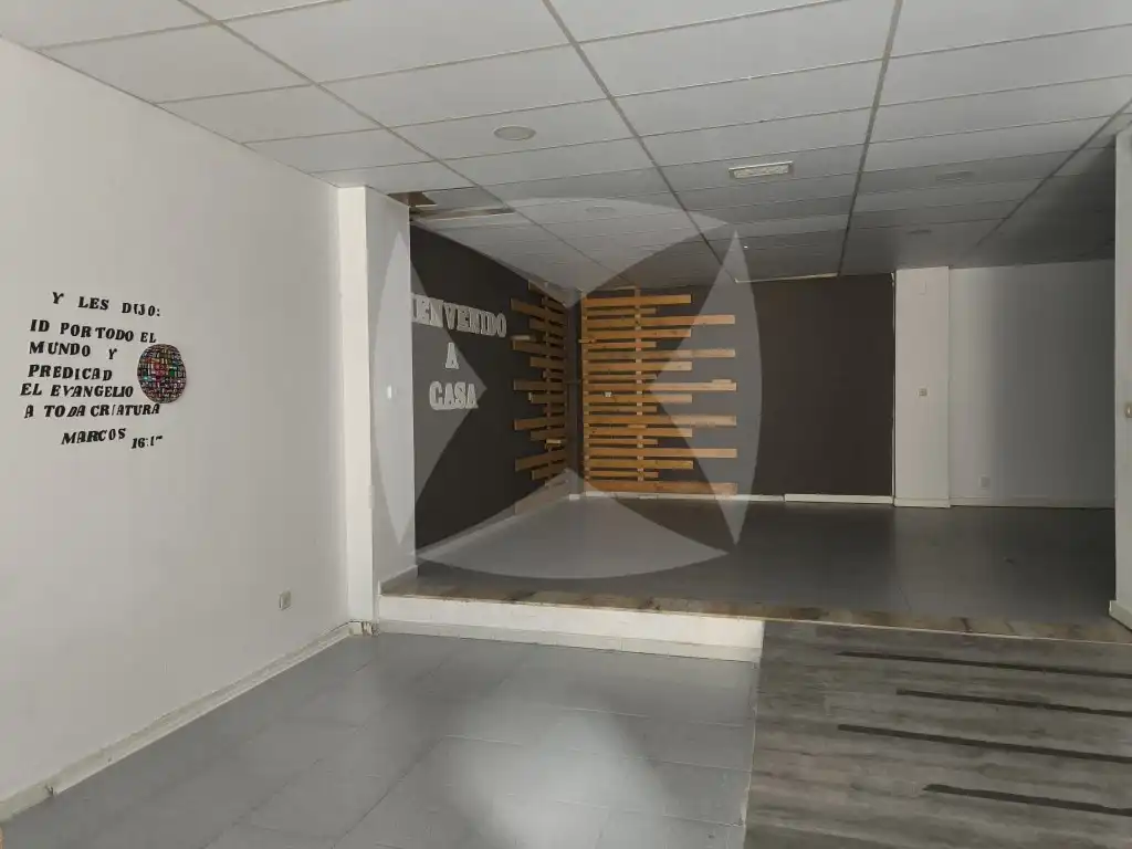 Local comercial en alquiler en Avenida Isabel de Moctezuma, imagen 4