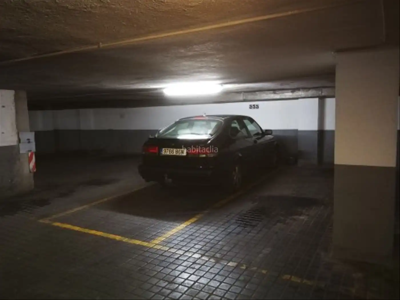 Einzelparkplatz zum Verkauf in Calle de Meléndez Valdés 53