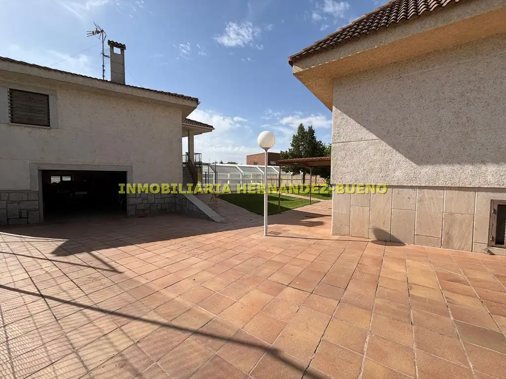 Xalet amb piscina en venda a Villamayor, imagen 18