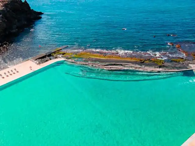 Piscina de Piso de alquiler en Arona con Terraza, Amueblado y Internet