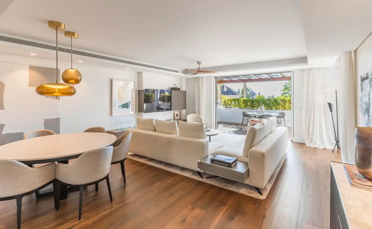 Sala de estar de Apartamento en venta en Milla de Oro