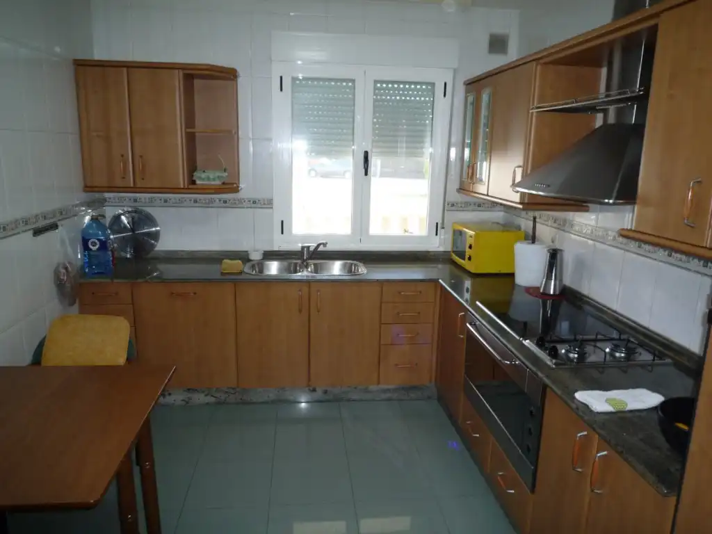 Detached homes for sale in Calle Tras Airas, Carracedelo