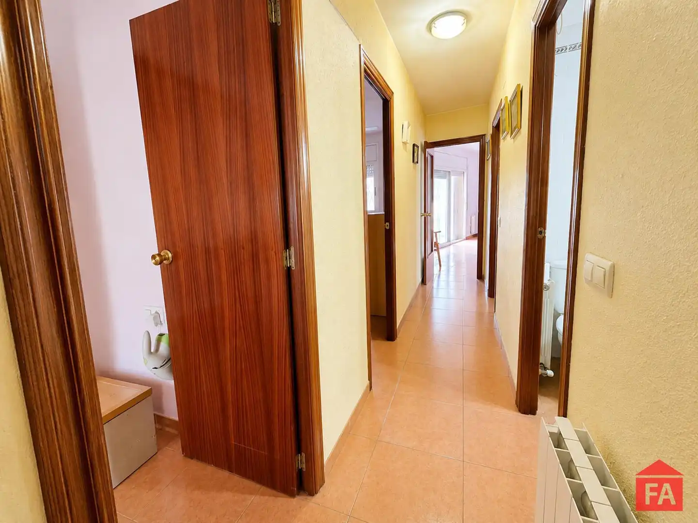 Wohnung zum Verkauf in El Vendrell mit Klimaanlage, Heizung und Terrasse
