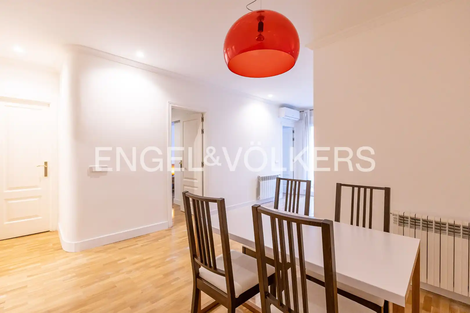Dining room of Flat for sale in Madrid  with Air Conditioner, Heating and Balcony