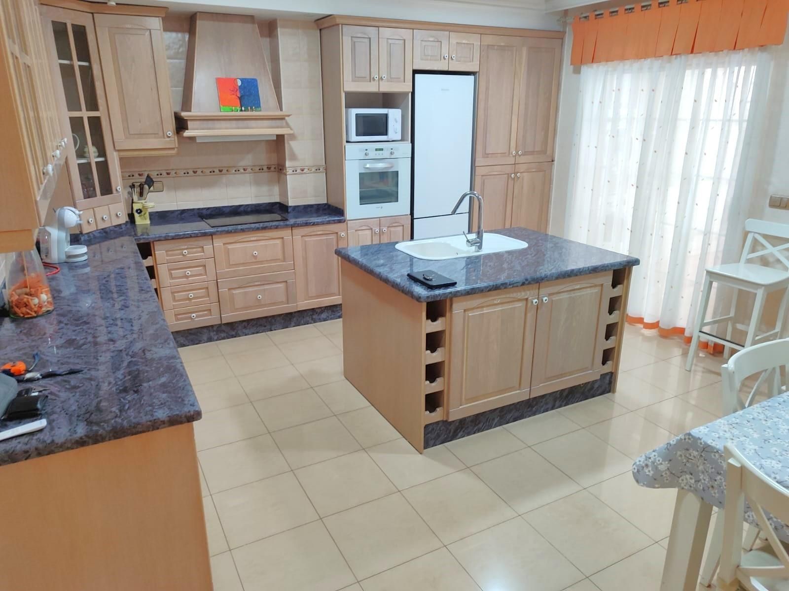 Cocina de Casa o chalet en venta en Orihuela con Aire acondicionado, Terraza y Trastero