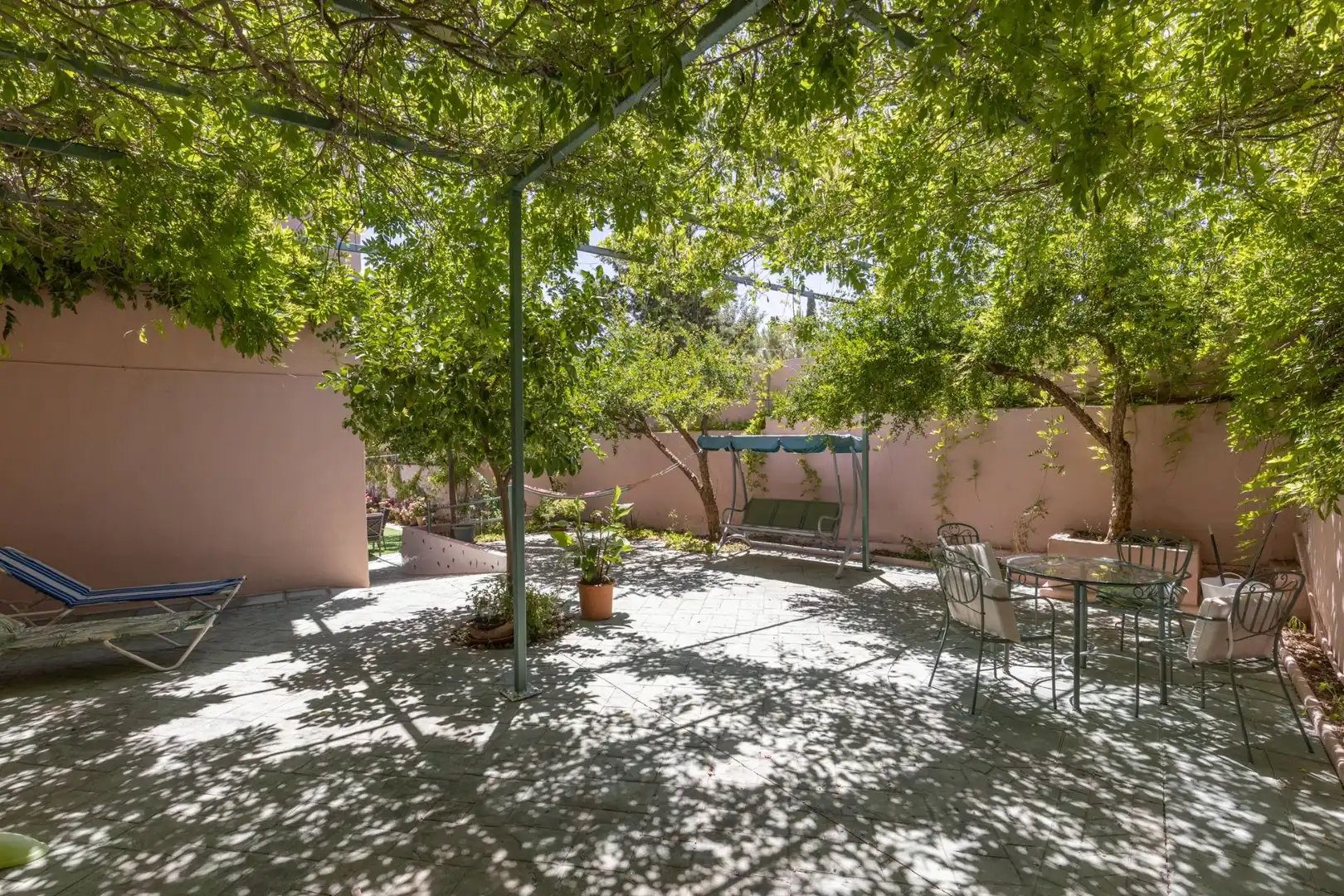 Jardí de Casa o xalet en venda en Las Gabias amb Piscina comunitària