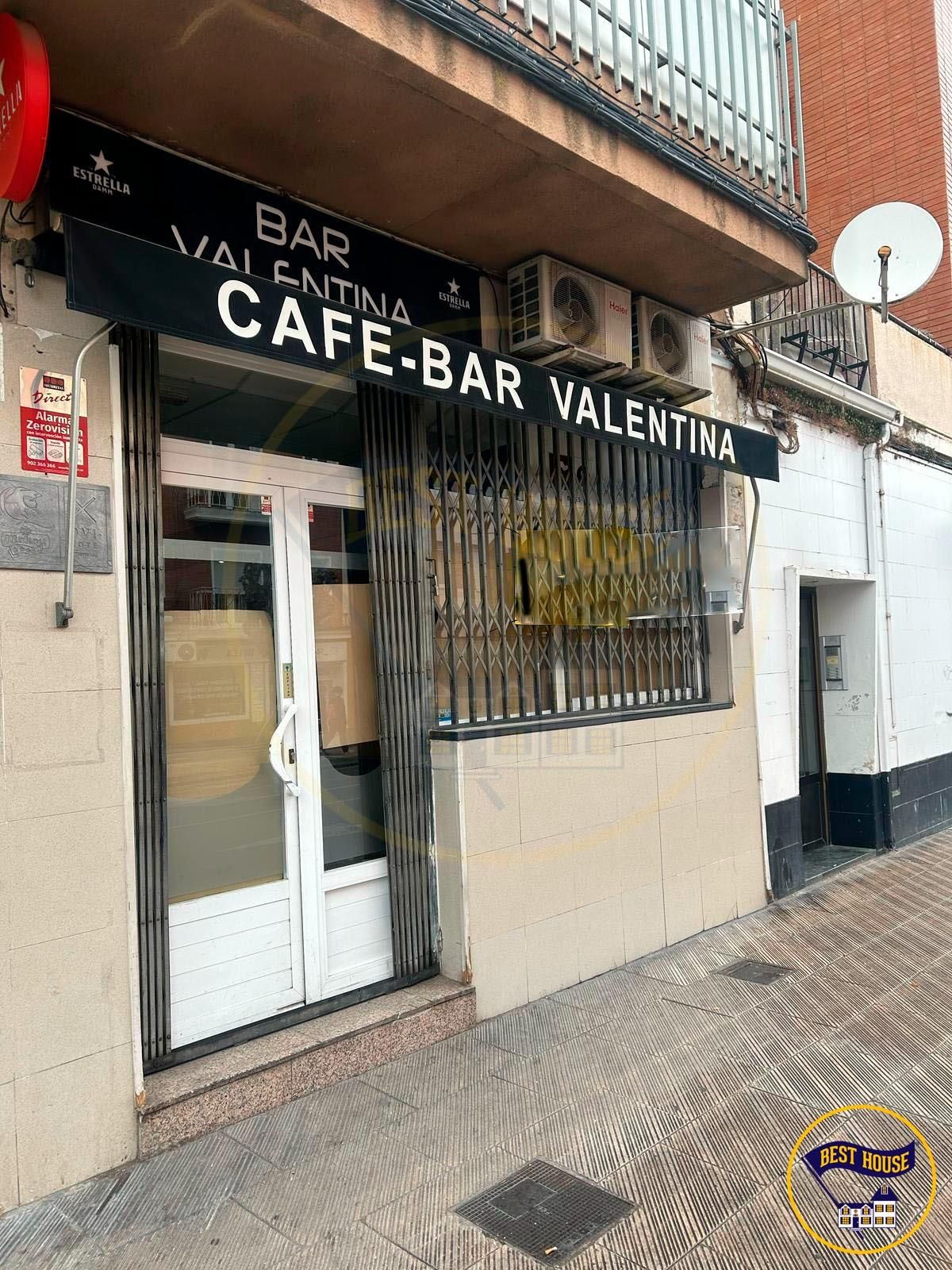 Exterior view of Premises to rent in Cuenca Capital  with Air Conditioner