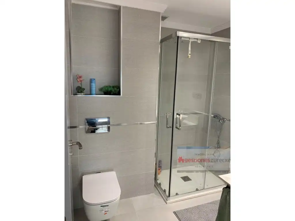 Baño de Piso de alquiler en Bilbao 