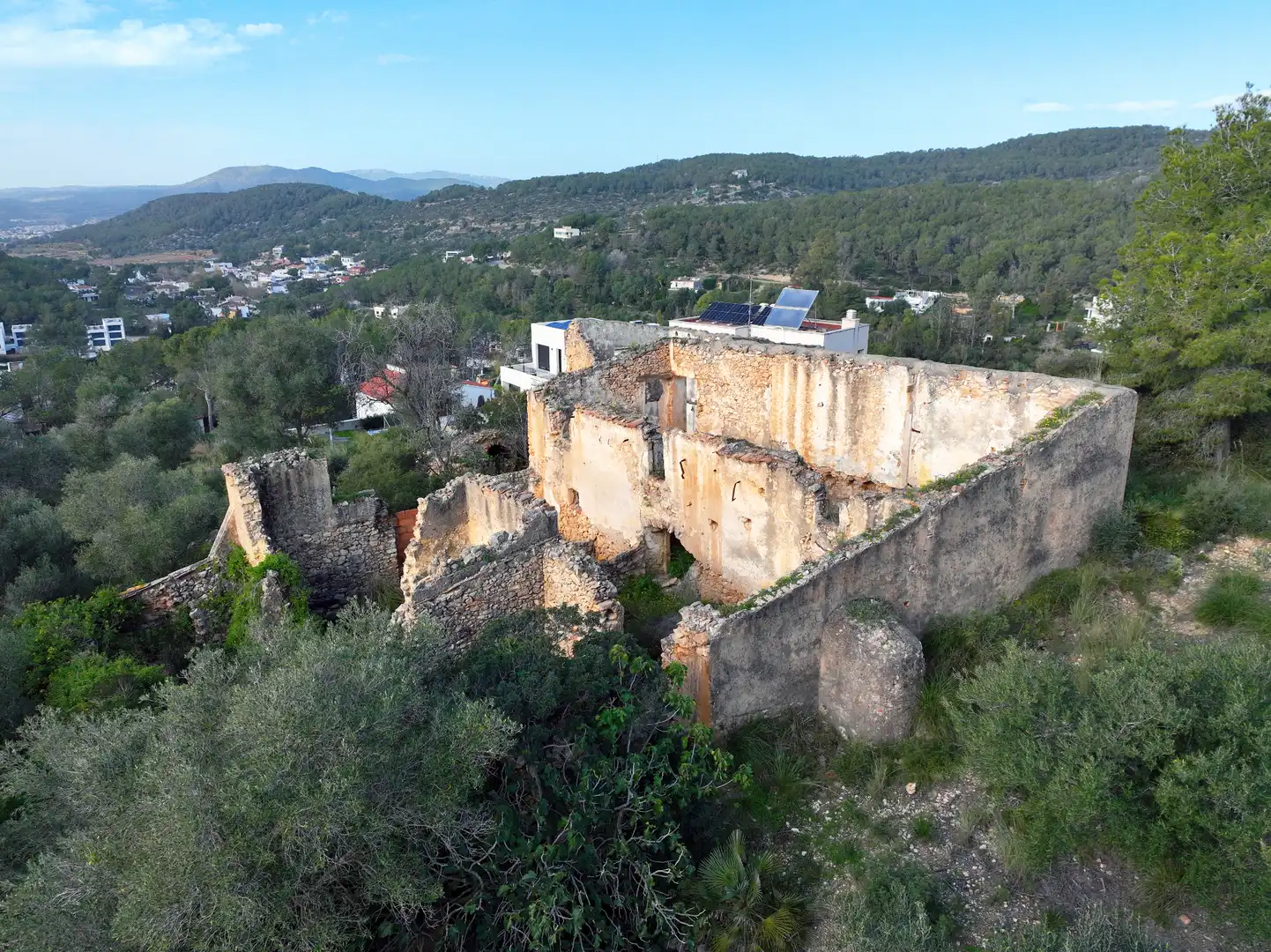 Außenansicht von Country house zum Verkauf in Sant Pere de Ribes mit Privatgarten