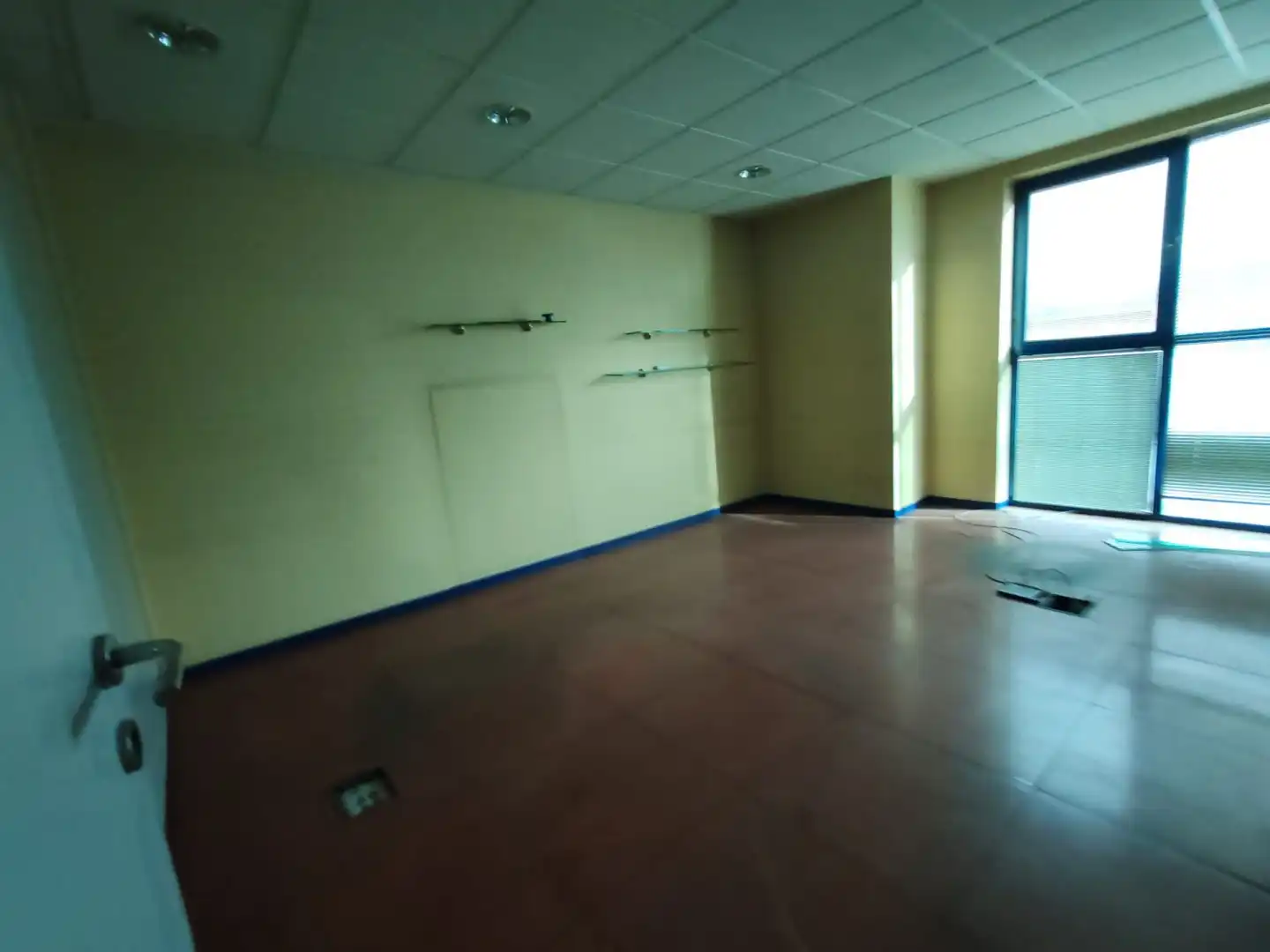 Edificio en venta en PRIMAVERA / AV. DE LAS ESTACIONES, Polígono de las Monjas