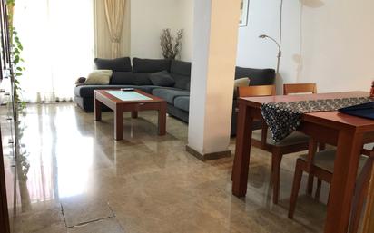 Living room of Flat for sale in Badalona  with Air Conditioner, Heating and Storage room