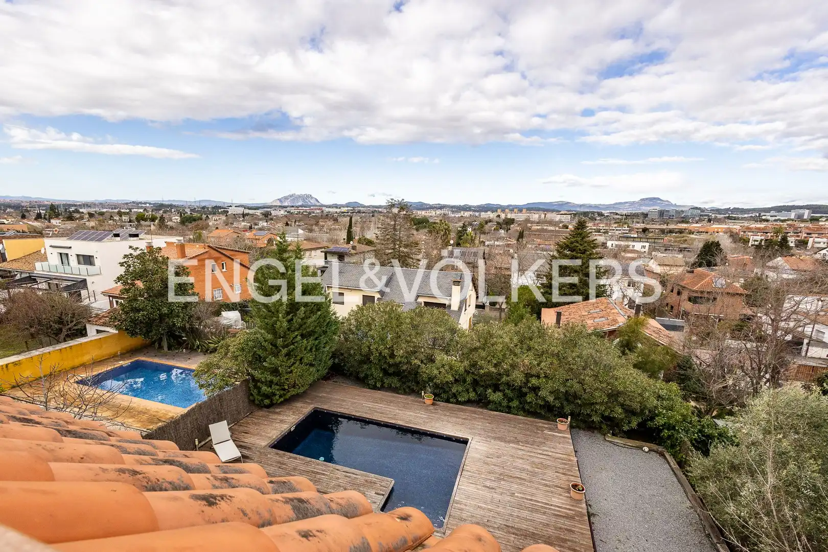 Exterior view of Houses for sale in Sant Cugat del Vallès  with Heating, Private garden and Parquet flooring