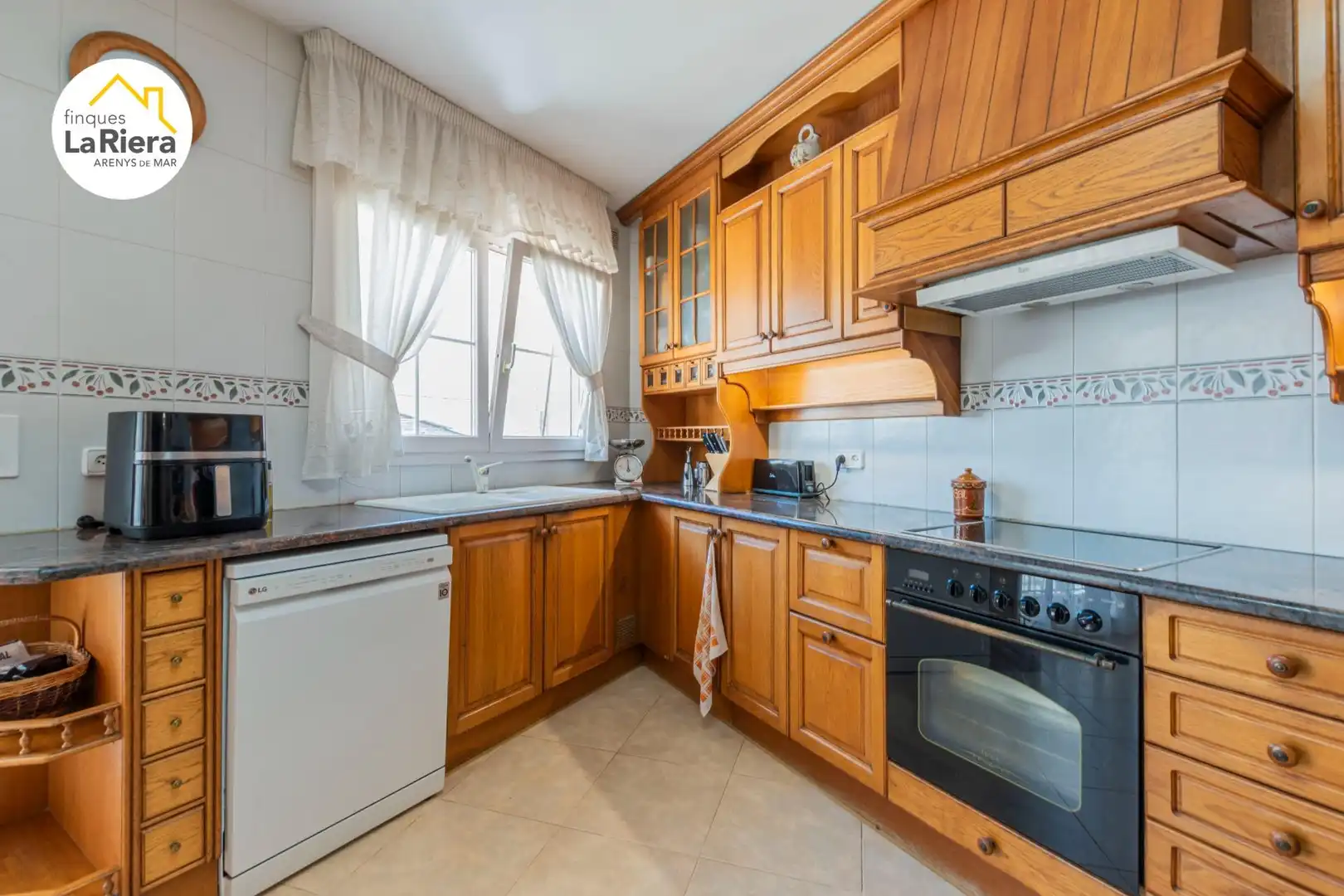 Kitchen of Houses for sale in Arenys de Munt  with Heating, Private garden and Terrace