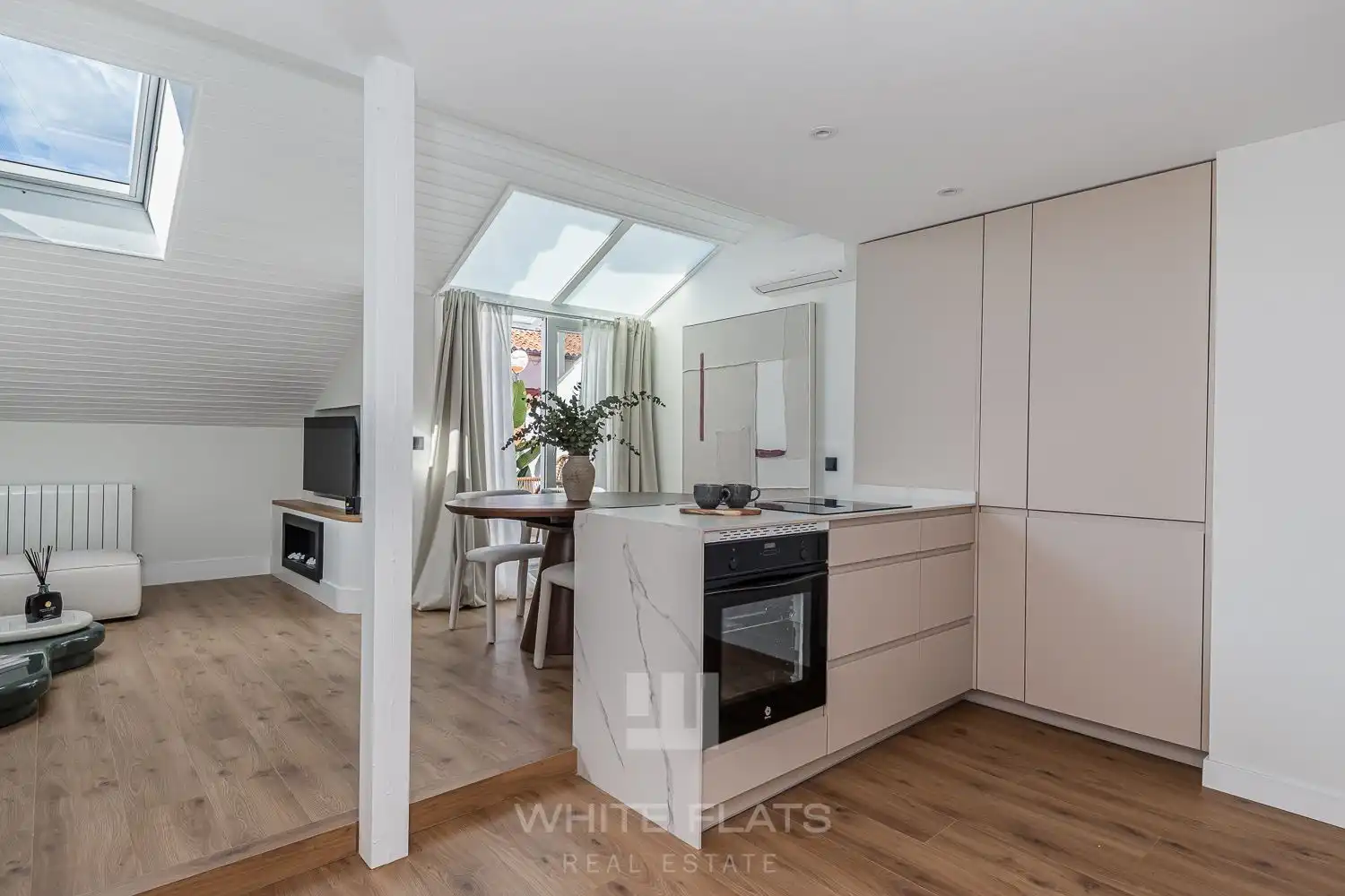 Cocina de Piso en venta en Madrid con Aire acondicionado y Terraza