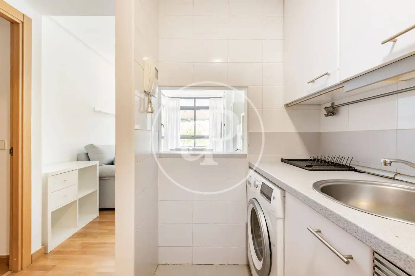 Küche von Wohnung zum Verkauf in Madrid mit Klimaanlage, Heizung und Privatgarten