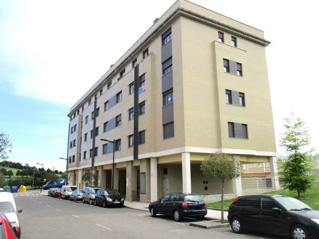 Piso en Venta en Calle RIO PORCIA en Contrueces