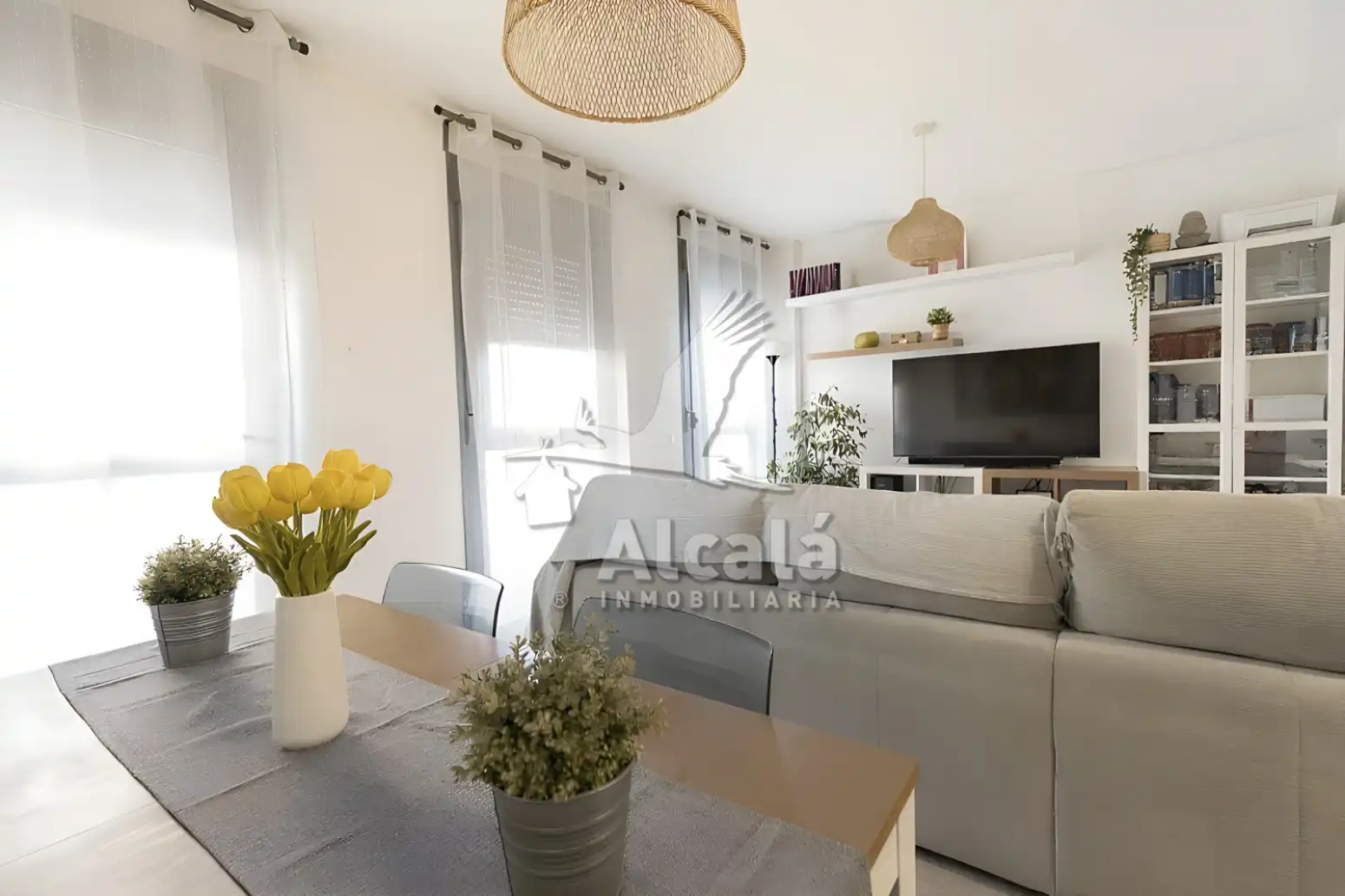Schlafzimmer von Wohnung zum Verkauf in Villalbilla mit Klimaanlage, Heizung und Terrasse