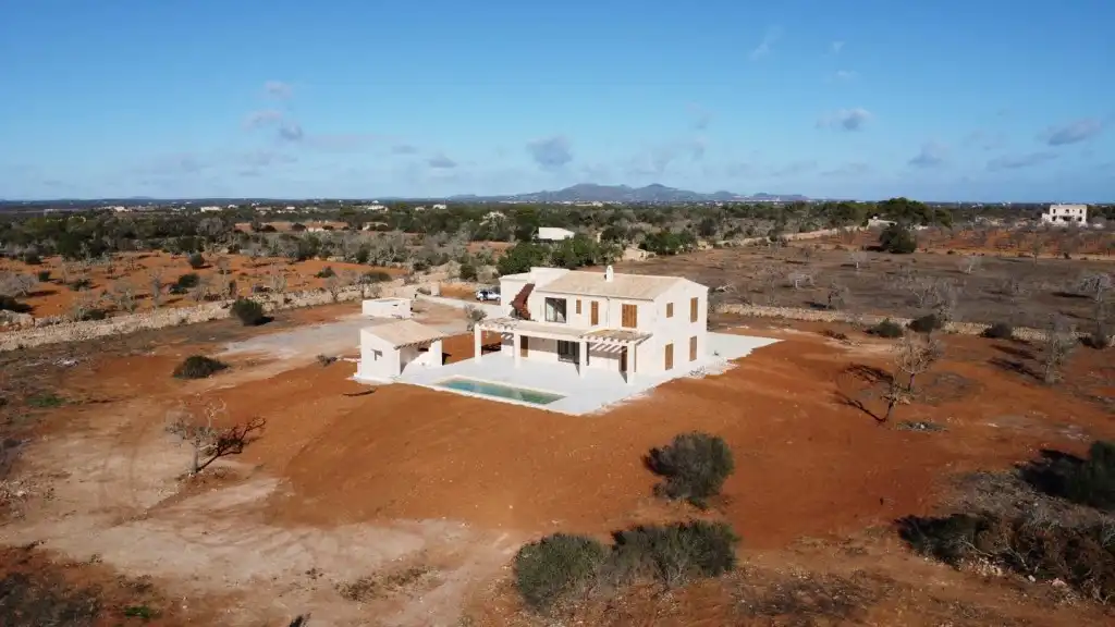 Vista exterior de Finca rústica en venda en Santanyí amb Aire condicionat, Calefacció i Jardí privat
